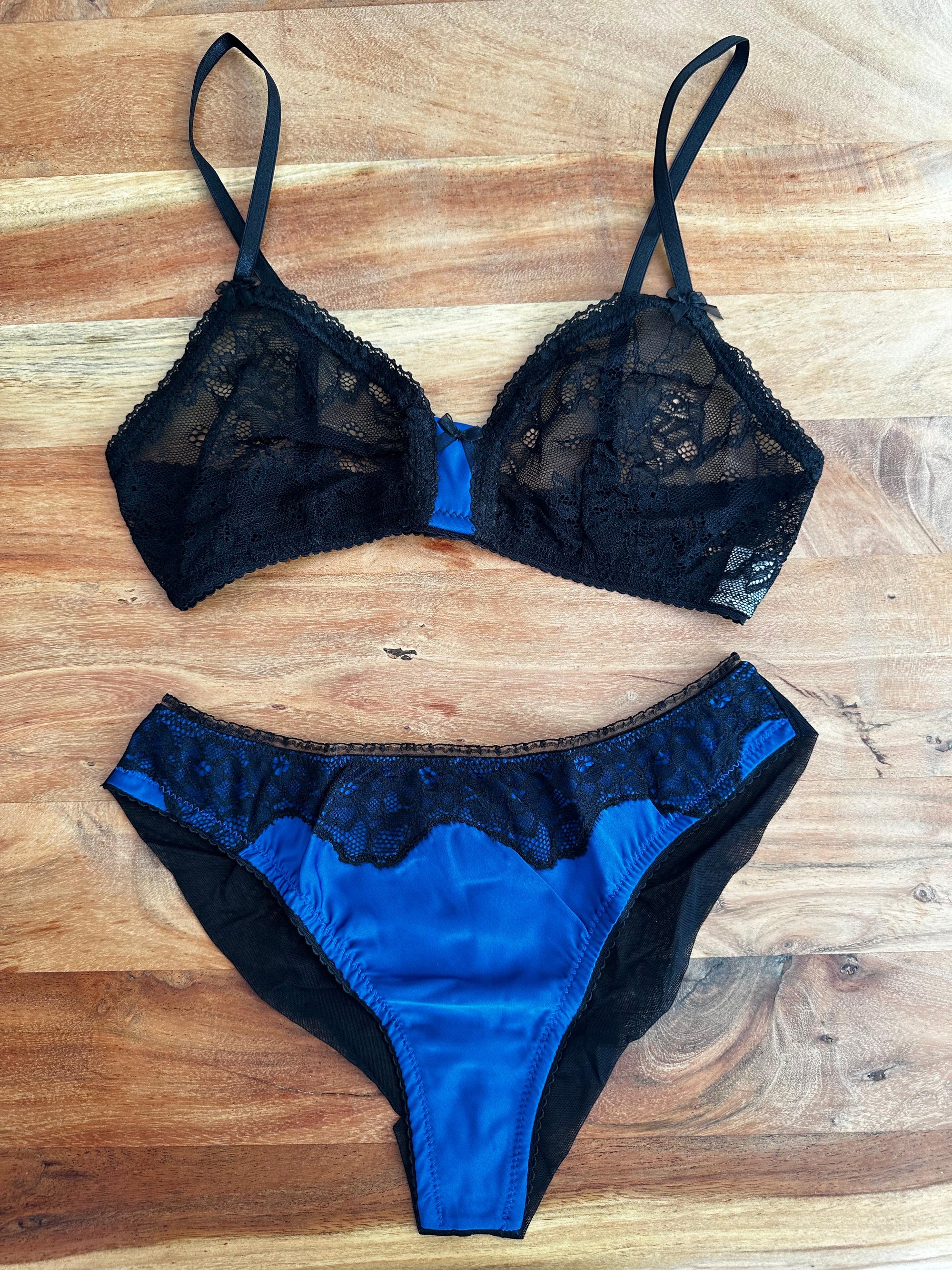 Luxurious Satin Lingerie - Blue